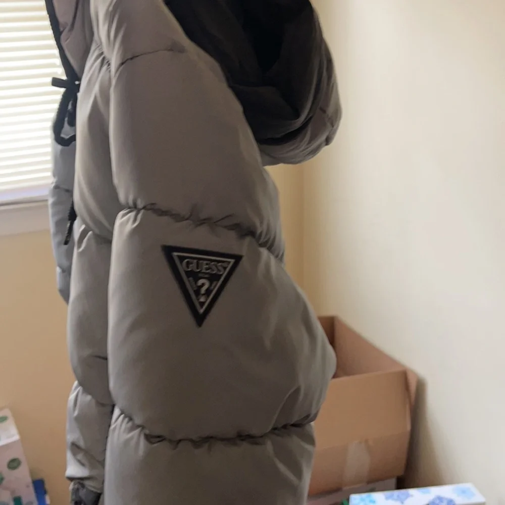 Men Guess Jacket - Picture 4 of 5